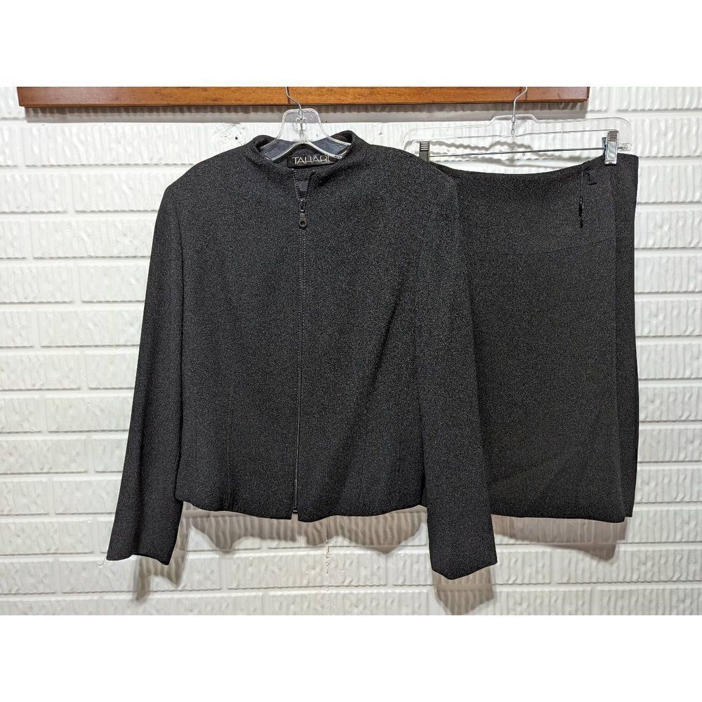 Tahari Women's Charcoal Gray Stretch Knit Skirt & Jacket Size 12/14 NWT